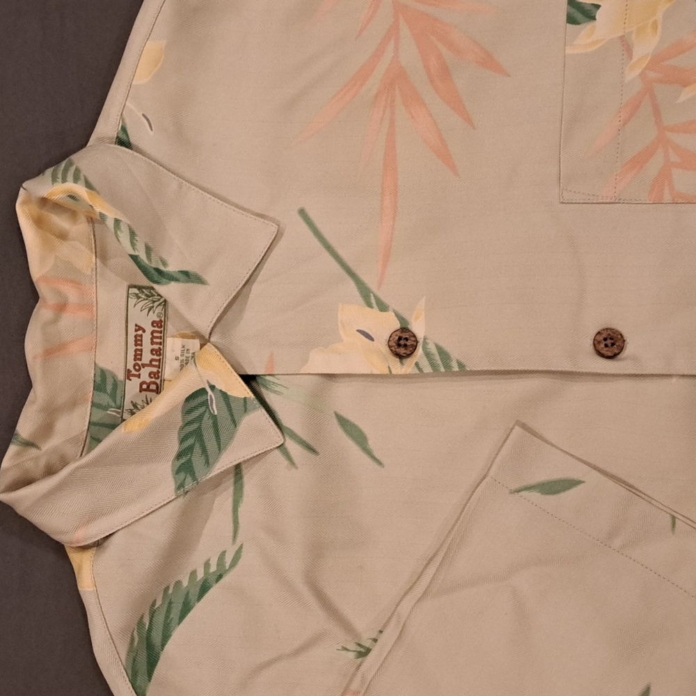 Tommy Bahama, Size Small, Cream w/Floral Print, Short Sleeve Casual Shirt